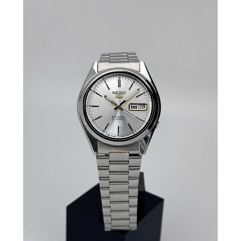 Seiko day date silver hotsell
